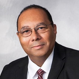 Photo of Dr. Quintin L. Robertson